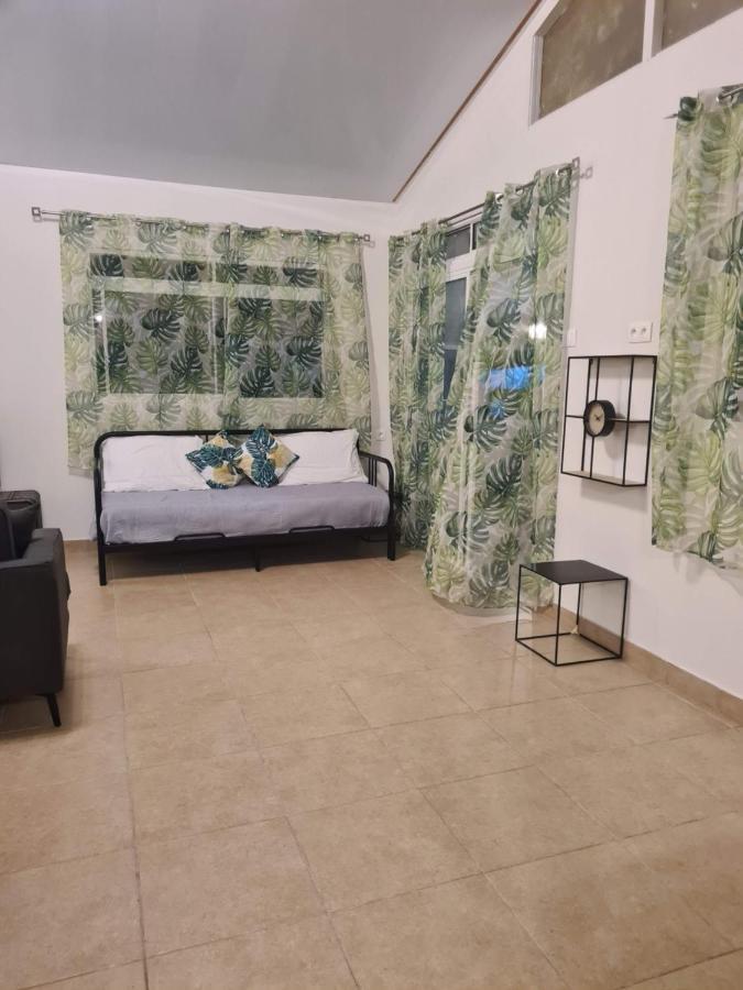 Taharu'U Guest House By The Beach Papara Exterior foto